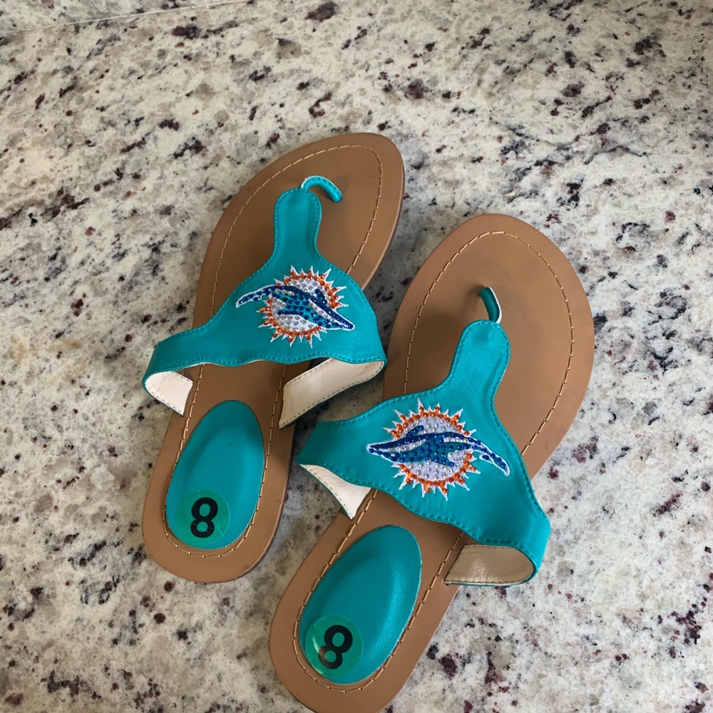 Mimi Dolphin sandals
